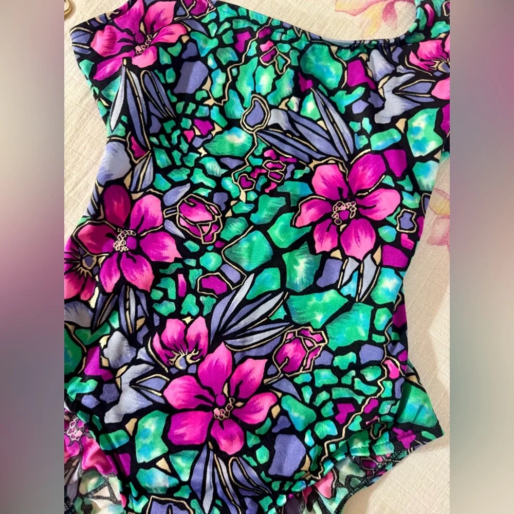 Jantzen Vintage One Piece Swimsuit 🌸✨🌺 - Picture 2 of 8